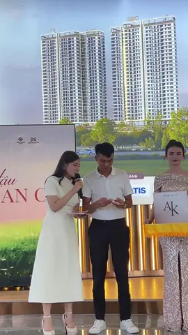 5 phần quà thì HT ẵm 3 phần, quá may mắn cho quý vị khách hàng AK TOWER,  lựa chọn cho quý vị khách hàng nào đang có nhu cầu mua một chung cư sổ đỏ Sài Gòn chỉ từ 1,5 tỷ vào tiền trước hơn 200 triệu ký hợp đồng mua bán, KH nhanh tay để lại số điện thoại để đc tư vấn :0977642999##AKTower##OBCHoldings##GEmpire##GrandM##chungcuhcm