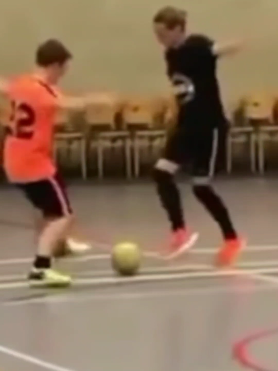 Daily Dribble Skills Tutorial 🥶|Thursday|⚽ #skills #football #danielauthur10 