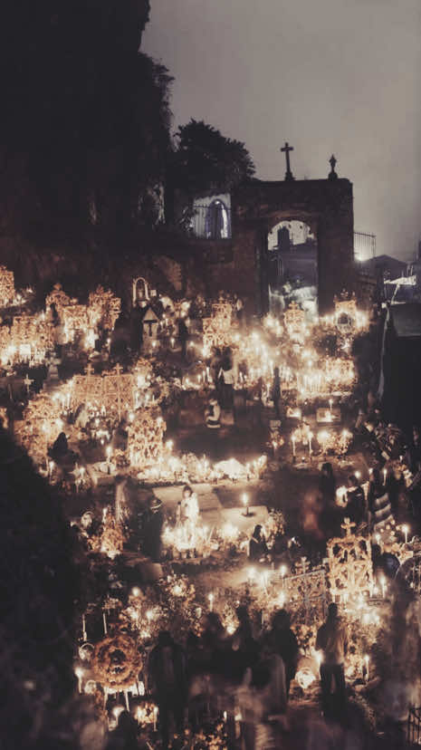 one of the most beautiful tradicions of the world 🧡 #mexico #diadelosmuertos #xyzabc  tiktok videos from: @Daniel Chazari @Itzel R🐮 @primas_trips @Dickie Rath @Monica @Filis @iesmeeoz 🌸 @alejaimico 