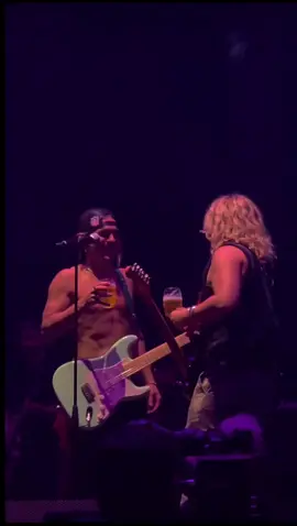 a mí me vuelve loca tu forma de ser teatricio #patosardelli #AIRBAG  #elclubdelapelea  #sardellis @Patricio Sardelli 