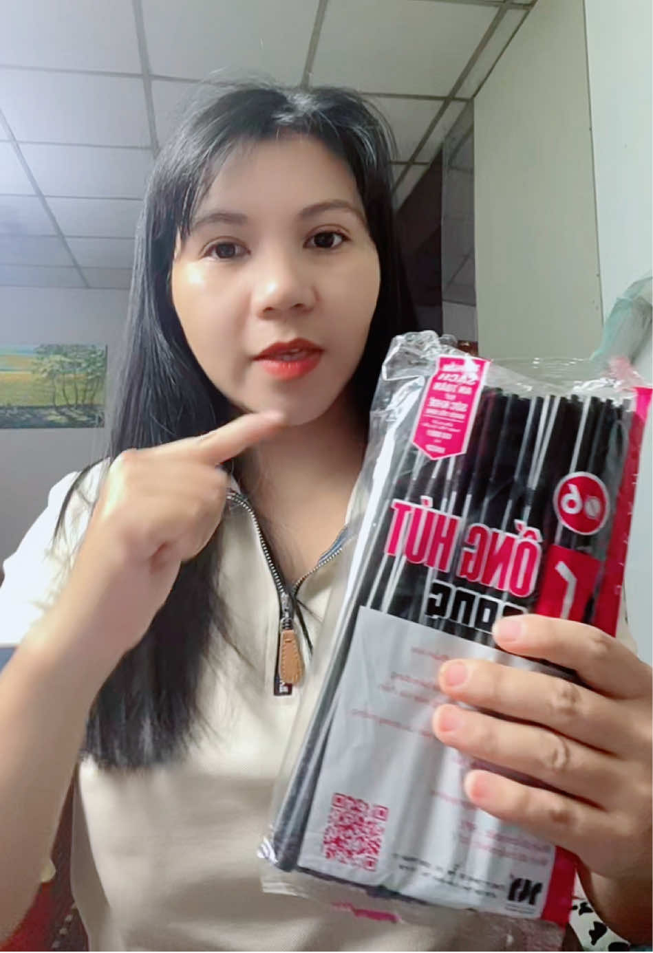 Uống đồ lạnh, nước ngọt, cafe cứ phải có ống hút nó mới ngon mọi người ạ #onghut #onghutnhua #cafe #xuhuong 