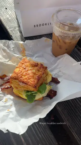 the order: maple cardamom latte and the biscuit breakfast sandwich + a lemon poppyseed loaf to go #brooklyn #nyceats #nyccoffee #brooklynguide #coffee 