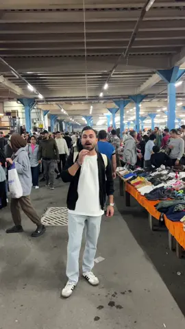 ⁨	زيارت السوق الشعبي في منطقة ششلي في اسطنبول 🇹🇷♥️ سوق لانتيكا وكتير منتجات  خبروني اذا رحتو عليه من قبل  .#اسطنبول #تركيا #istanbullll #turkey 