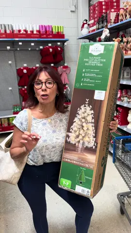@Walmart is stepping it up this year!  #christmas #tutorials #xmas #tips #designer 