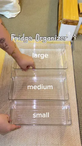 Transform your messy ref into an organized, aesthetic space in seconds! 🧊✨ Fridge organizers make everything easy to see, fresh, and clutter-free. #FridgeOrganizer #KitchenHack #HomeEssentials #OrganizedLifestyle #tiktokfinds 