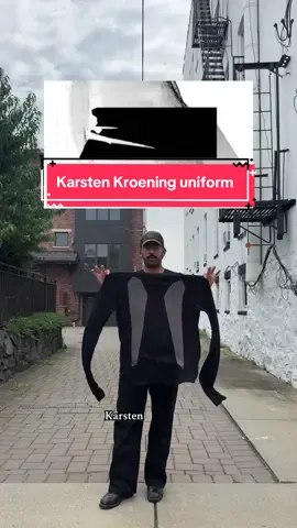 Insane pieces @Karsten Kroening  • • • #fashion #archivefashion #japanesefashion #widelegjeans #vintagefashion 