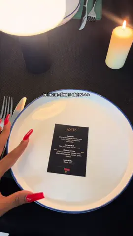 having friends that can cook because i cannot>>>>> the chef superstar @notchinoangles 🪩⭐️#thingstodoinhouston #chef #foodtiktok #FoodTok #dinnerparty 