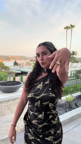 Calling all my gold accessory girls this watch ring by @fossil is to die for!! #ootn #fossiljewelry #watchring #fashiontiktok #FitTok 