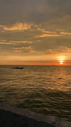#fyourpage #lewatberanda #sunset #tobelo#fyppppppppppppppppppppppp 