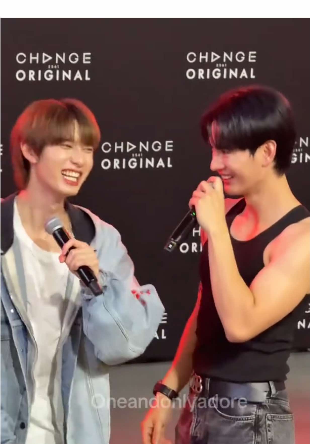 จะได้ดู ออตโต้ลีไหม ไม่แน่นะ แต่พาเวลเป็นผัวได้กี่นาทีลูก กลับมาโพเมียเหมียนเดิม น้องพูห์เฮเลยจ้า 55555 #สิงสาลาตายลงพื้นที่สยาม #สิงสาลาตาย #poohpavel #ottotkwp #LeeAsre