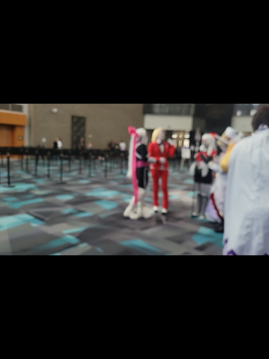 #fanxslc was so much fun!! we got to see so many of our friends( @Mars🌙 @Cositsmarie @Chey Jessica Sandi and Kota and many more) thank you so much Sandi for making it possible!! we had a great time meeting everyone and all the wonderful cosplays!  #fanx #fanxsaltlakecity   #fanx2025 