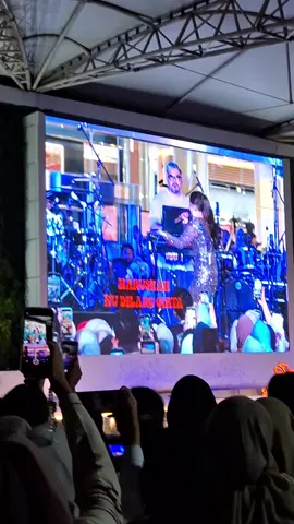 konser rossa 😍 #fyppppppppppppppppppppppp #rossa #rossadiva 