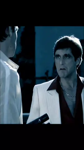 Hay un dicho muy conocido, cuando te toca, ni aunque te quites.  #tonymontana #scarface #motivation #tonymontana 