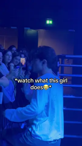 HER REACTION😭 #thewayyoudo #2000s #newmusic 