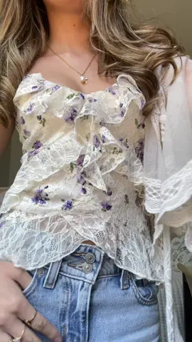 OOTD and random side part 😋#outfitinspo #OOTD #outfitideas #outfits #fyp 