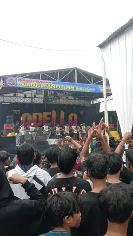 @verapuspitabp6  #adella #cimanggucilacap #majenang 