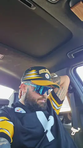 I can not describe how pissed off I am right now. #nfl #steelers #vikings #ireland #football 