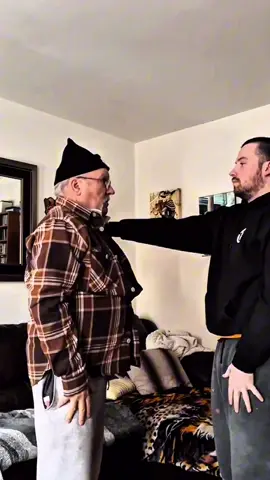 Son and dad #scared #scareprank #prank #funny #funnyvideos  