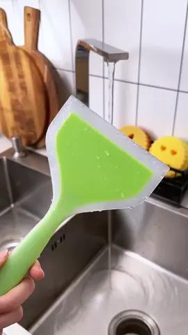 ✨Útil na cozinha, espátula de silicone antiaderente✨