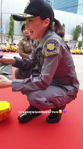 ใครจะเป็นกันเองเท่าสมเด็จไม่มีแล้วว ทรงตรัสกับประชาชนที่มอบของ “ขอบคุณนะคะแมวอ้วนน”#ทรงพระเจริญ #สมเด็จพระนางเจ้าสุทิดา #ควีนสุทิดา #รัชกาลที่10 