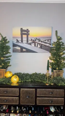 Deck the halls with timeless greenery 🌲✨ This set of 2 six-foot Real Touch Cedar Garlands adds instant Christmas charm—whether draped across your mantel, table, or entryway. Indoor or outdoor, they stay lush and festive all season long 🎄💚 #ChristmasDecor #garland #christmasdecorations #holidaydecor #christmasdecorating  @Flower Sea Studio @flowerstattostudio 