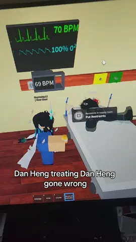 I legit screamed when I saw him come into the waiting area  #danheng #HonkaiStarRail  #danhengimbibitorlunae #roblox #danhengcosplay 