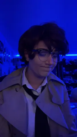 “You date the triangle????” #fordpinescosplay#gravityfalls#gravityfallscosplay#fordpines#stanfordpines 