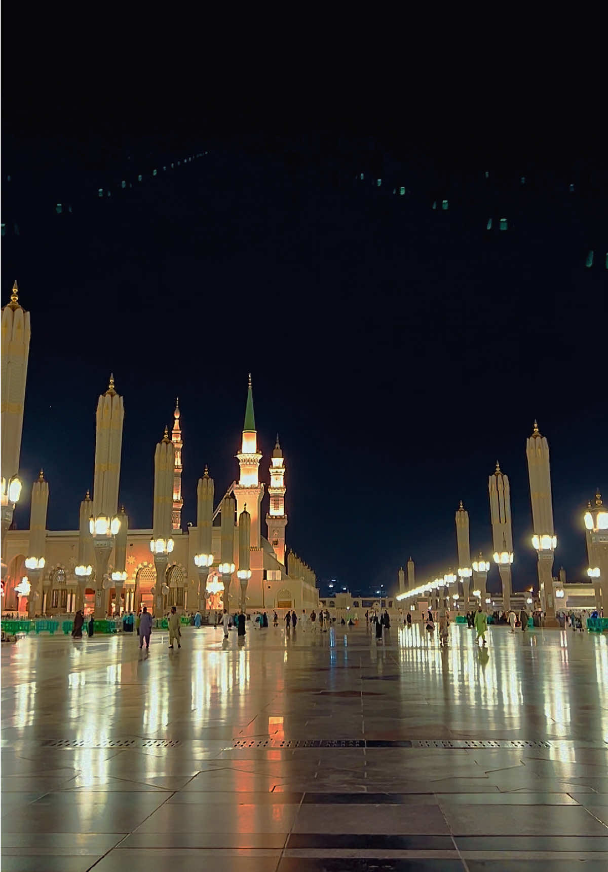 رفرف ايا قلبُ وامضي نحو المدينه…🥺 تصويري #المدينه_المنوره  #foryou #capcut #explore #fly
