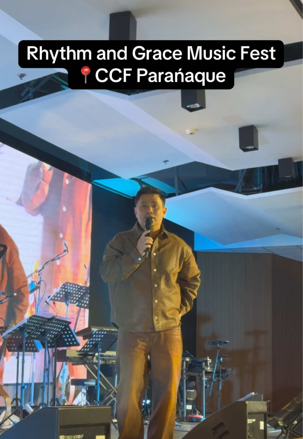 Such an inspiration Sir @ogie alcasid! Can't wait for your new releases. 💙 May God continue to use your talent to reach more people for Christ. #teamnadera #fyp #praiseandworship #nanditoako #ogiealcasid 