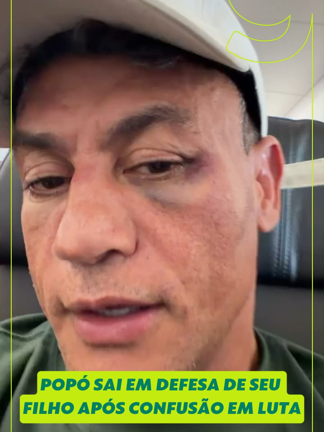 O tetracampeão de boxe Acelino 'Popó' Freitas saiu em defesa de seu filho, Rafael Freitas, após Rafael ter sido identificado como o responsável pelo golpe que derrubou Wanderlei Silva na confusão generalizada pós-luta no Spaten Fight Night. Popó revelou que foi agredido primeiro durante a confusão, e que seu filho saiu em sua defesa. O lutador baiano ainda aponta que a atitude de todos foi errada e que a luta era apenas entre ele e Wand. E aí, o que achou? 🎥: Instagram / Popó #PopóxWand #boxe