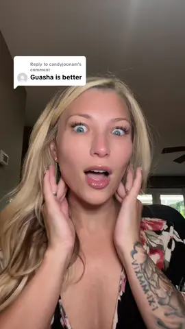 Replying to @candyjoonam if you love Gua Sha for your face your gonna love this lymphatic drainage brush! It instantly sculpts the face! #lymphaticdrainagebrush #guasha #skincare #facesculpting #drybrushing 