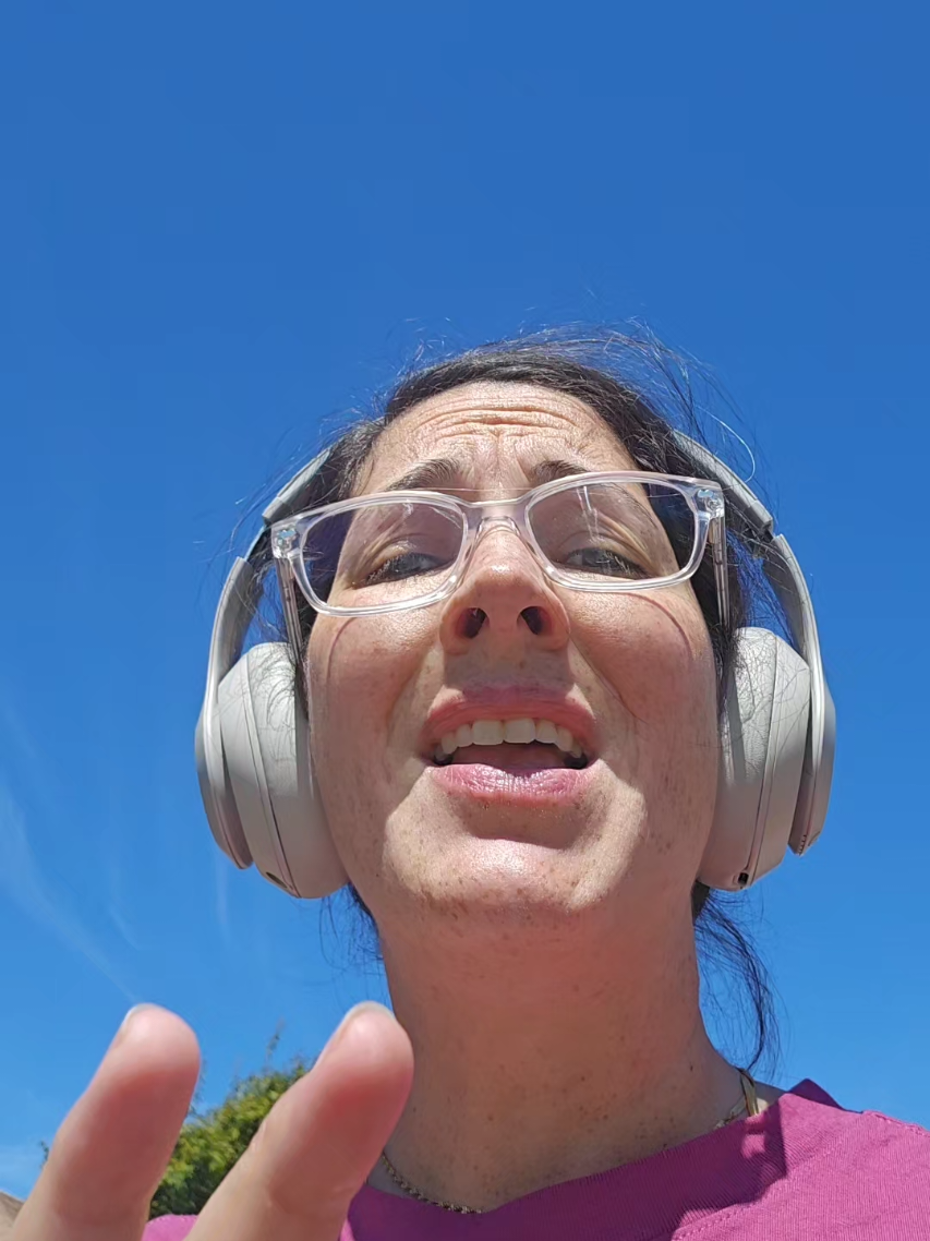 Too many nurses still think remote nursing is only a side hustle or pays less. Reality? Six-figure remote nurse careers are real in case management, utilization review, clinical appeals, CDI & more. Don’t settle 👇 Which role surprised you most? #SixFigureRemoteNurse #RemoteNurseJobs #NurseLife #nursesoftiktok  #creatorsearchinsights 