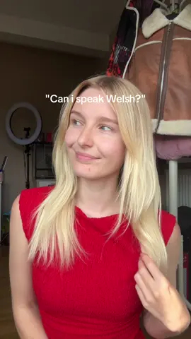 When you’re asked to say something in Welsh and this is all you’ve got under pressure😂☕️ #welshtiktoker #FYP #welsh #relatable 