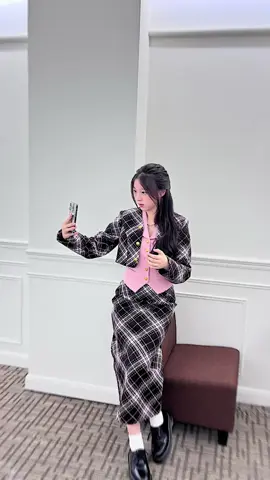 kok aku obses sama diri sendiri ya, aneh ga sih guys?😭