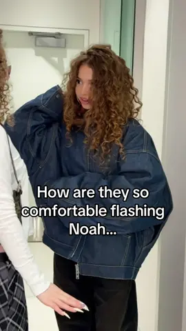 Icl… that’s so wierd at least leave your bra on underneath #kalogeras #outfitsinspo #fyp #kalogerasisters #noah 