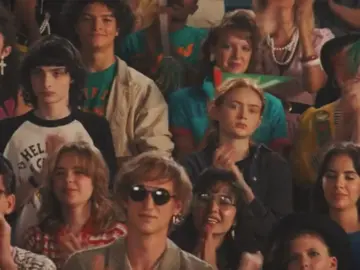 please let them get their movie on Friday #lumax #strangerthings #netflix 