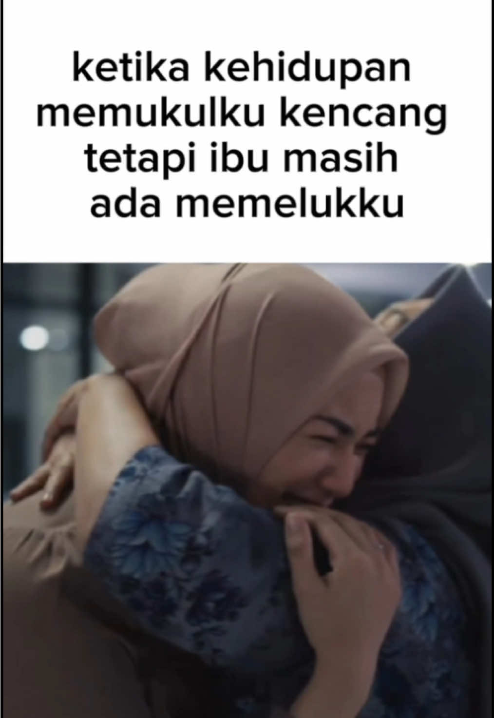 Ibu = Sumber kekuatanku untuk bisa kuat dan bertahan sampai sejauh ini ♥️ #beehavepictures #airmatadiujungsajadah #airmatadiujungsajadah2 