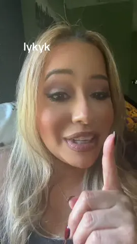 A girl knows lol #mindful #demoure #considerate #tires #ikykyk 