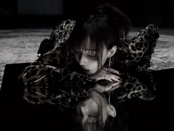 - [ ] i am a sword. if i am not the sword then who am i? ; #winter #aespa #aespa4thgenleaders #винтер #эспа 