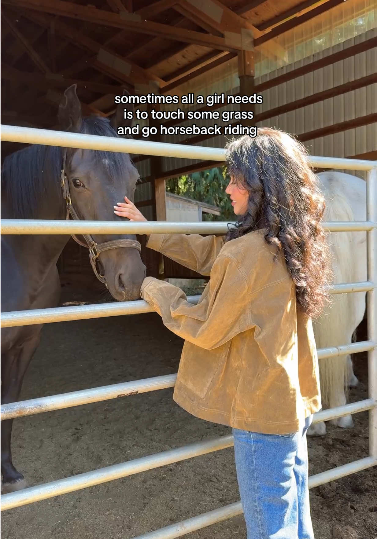 the best type of therapy #horsebackriding #horses #countryside #naturetok 