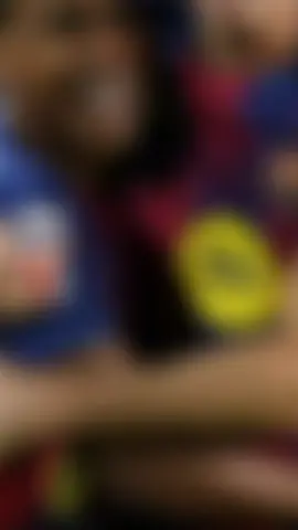 🚨 𝗖'𝗘𝗦𝗧 𝗙𝗔𝗜𝗧 ! Le Barça s'impose 2-1 face à la Real Sociedad et prend la tête de la Liga ! 👏❤💙❤️🇪🇸#LIVEFestSeries #fcbarcelona @fcbarcelona 