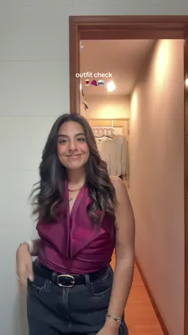 a veces salimooosss 🪩🧚🏽‍♀️ #outfit #outfitideas #outfitinspo #OOTD #lima 