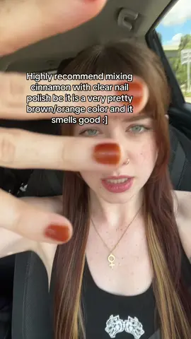 Plus cinnamon is supposed to promote wealth, prosperity, and luck so that's fun! I'm manifesting one billion dollars into my bank account #cinnamon #nail #nailart #lucky #wlw 