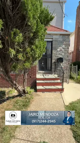 ✨🏡 Espacio y estilo moderno en Laurelton / Cambria Heights📍 Este single family listo para mudarte lo tiene TODO 👇 🚗 Driveway privado 🌳 Patio amplio para reuniones al aire libre 🍽️ Cocina de chef con isla + stainless steel appliances 🛏️ 4 habitaciones + ático con baño 🛁 3.5 Baños modernos con acabados de lujo 🏡 Basement terminado ideal como in-law suite o espacio recreativo 🔥 Ubicación PRIME cerca de escuelas, tiendas, restaurantes, cafés y parques. 💬 ¿Listo para tu nuevo hogar en Queens?  👉 Contáctame para más información y agendar tu tour 📲 #CasasEnNY #CasasConJairo #QueensHomes  #Laurelton #CambriaHeights  #tiktok 