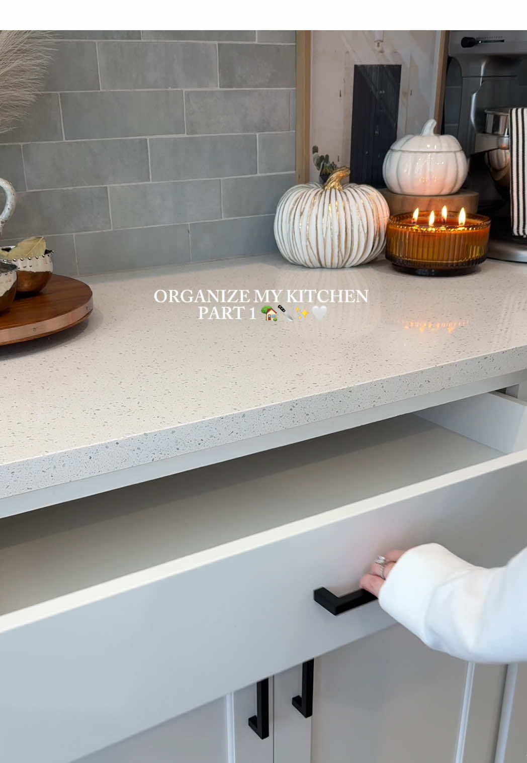 Part 1 | organize my kitchen with me 🤍 #organizedhome #asmr #restock #aesthetic #satisfying 