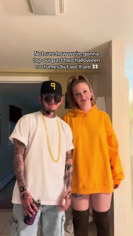 Don’t worry, we got somethin’ cookin for this year 👀🤭 @Hayley  #fyp #halloween #costume #couples #spookyseason 
