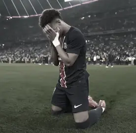 ذكرتك زاد همي💔🇧🇷. #نيمار #دوي #نيمار_الساحر_البرازيلي🇧🇷 #نيمار🇧🇷 