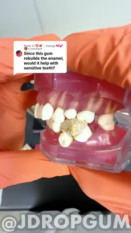Replying to @💝💋✨George 🎀💕🎁 about tooth sensitivity… #gum #health #underbrush 