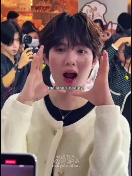 congratufunkinglation to whoever gets this every night😩😩 #nampingster #thaiblactors #thaibl #bl #fyp #xyzbca #foryou #4U #fypシ゚ #fypage #edit #cute #pretty #bunny @nampingster #fyppppppppppppppppppppppp 