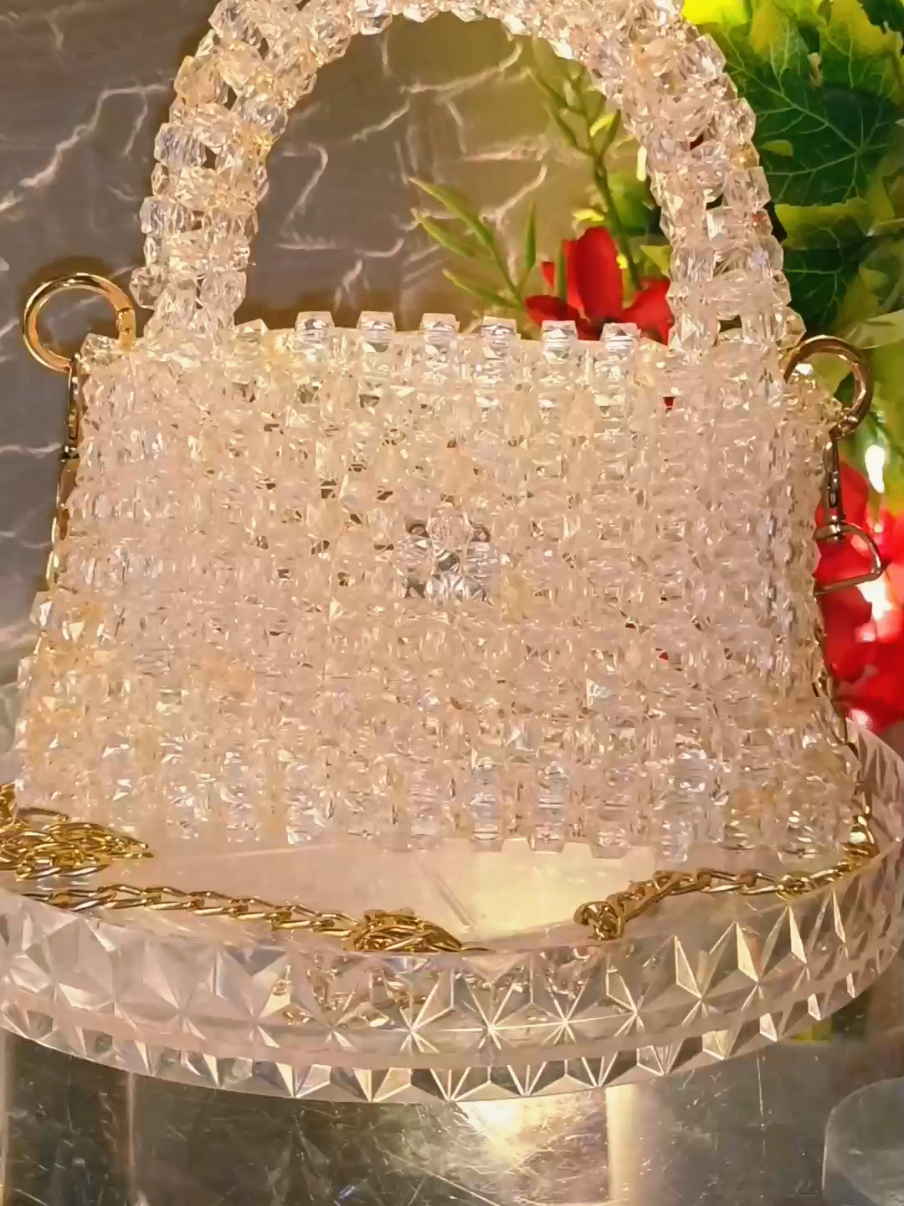 beaded bag😍Kis kis ko pasnd Hain?#foryoupage #support #SmallBusiness 